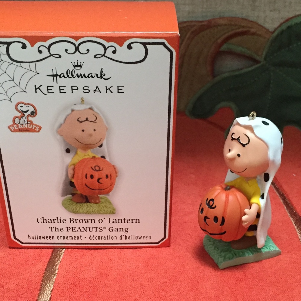Hallmark Halloween Ornament CharlieBrown O’Lantern